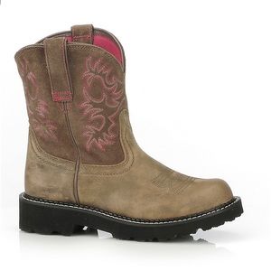 Ariat women’s fat baby brown bomber boots!!